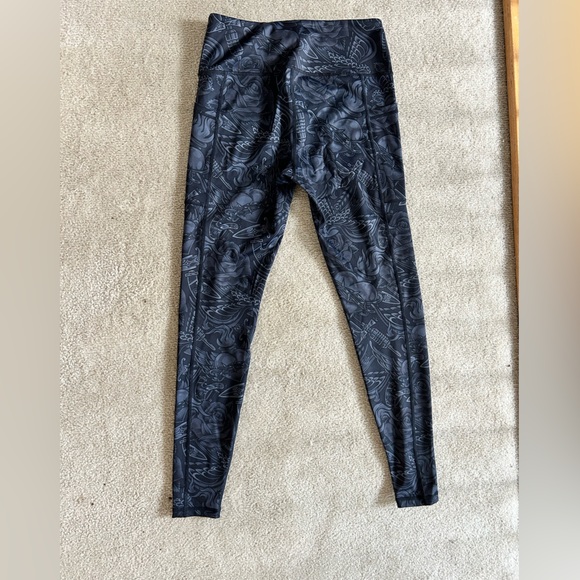 CVG Constantly Varied Gear Shadow Vintage Tattoo Leggings Full Length - Picture 3 of 5